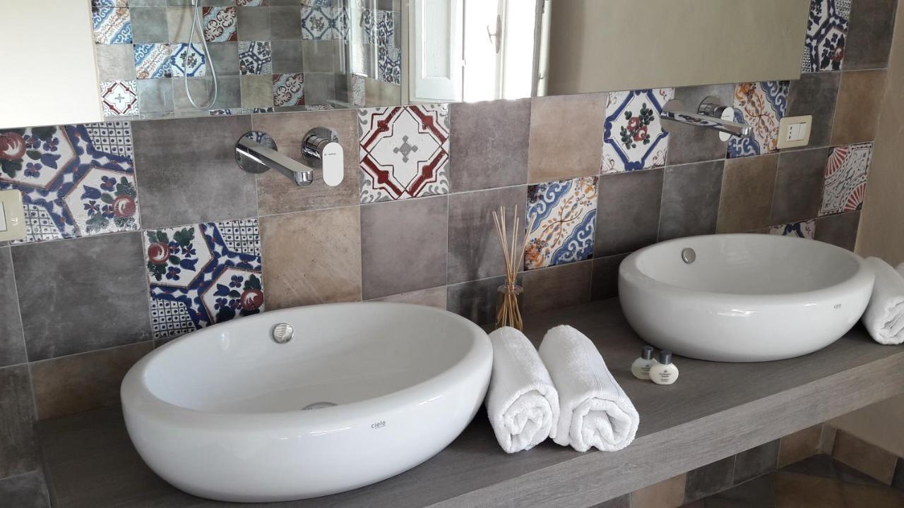 B&B Cum Grano Salis Castello delle Forme Bagian luar foto
