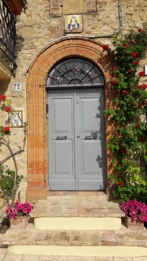 B&B Cum Grano Salis Castello delle Forme Bagian luar foto